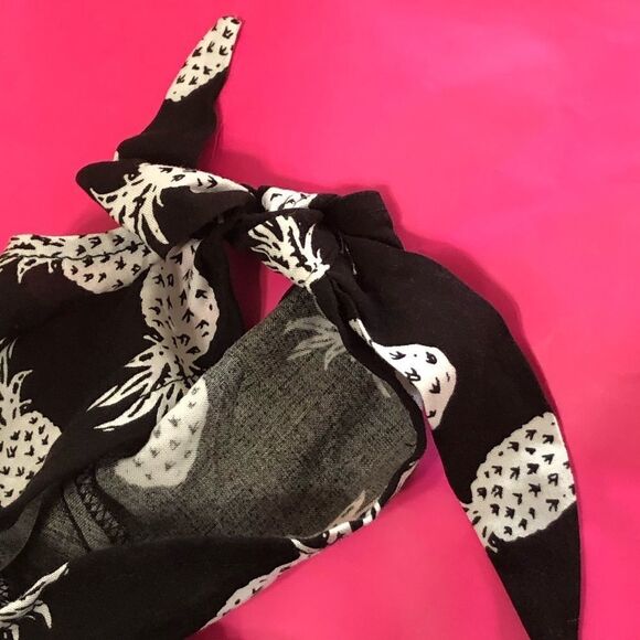 Mia Chica Cold Shoulder Pineapple Print Romper - Picture 7 of 10